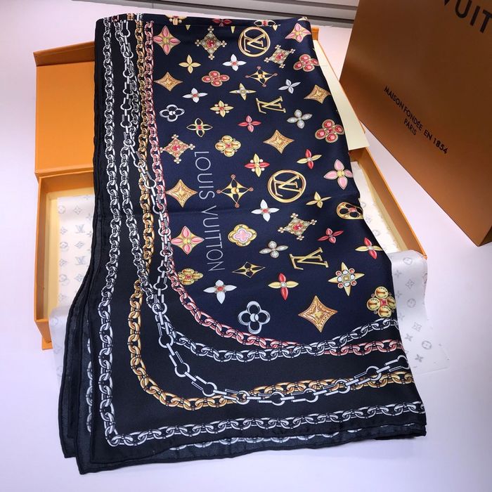 Louis Vuitton Scarf LVS00119